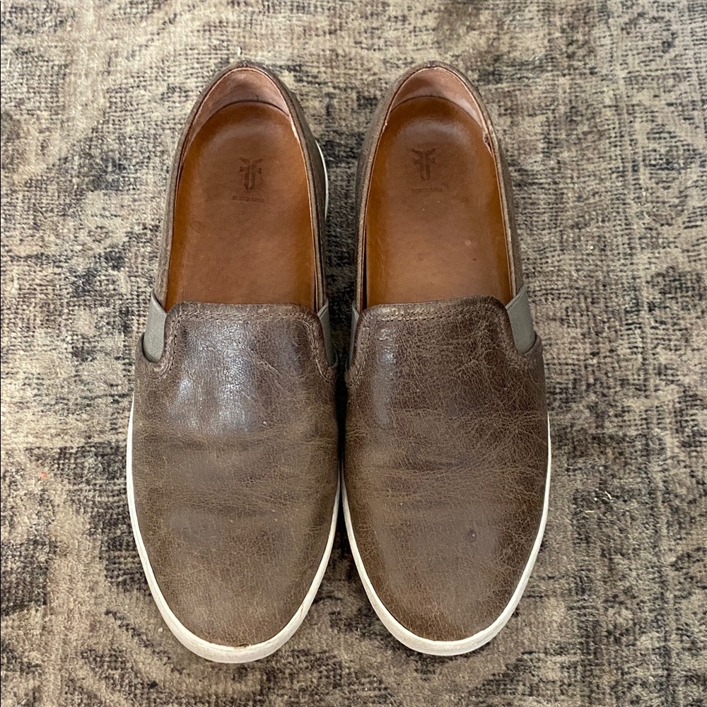 Frye Women’s Brown Ash Leather Slip-On Sneakers Size 8 - Picture 2 of 9